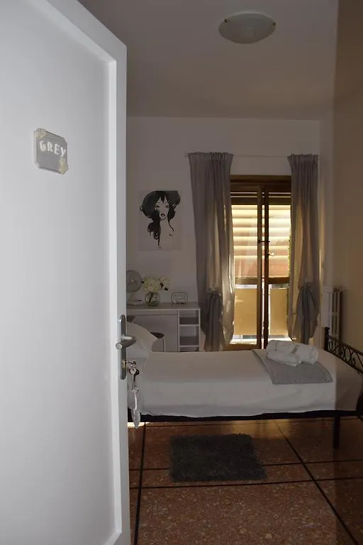 ***  Guest House Liana Home Rome Italy